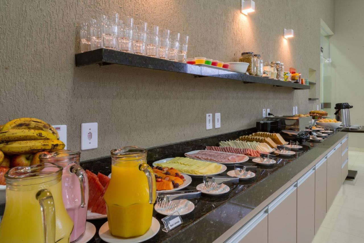 Gabira Hotel Buritama Bagian luar foto